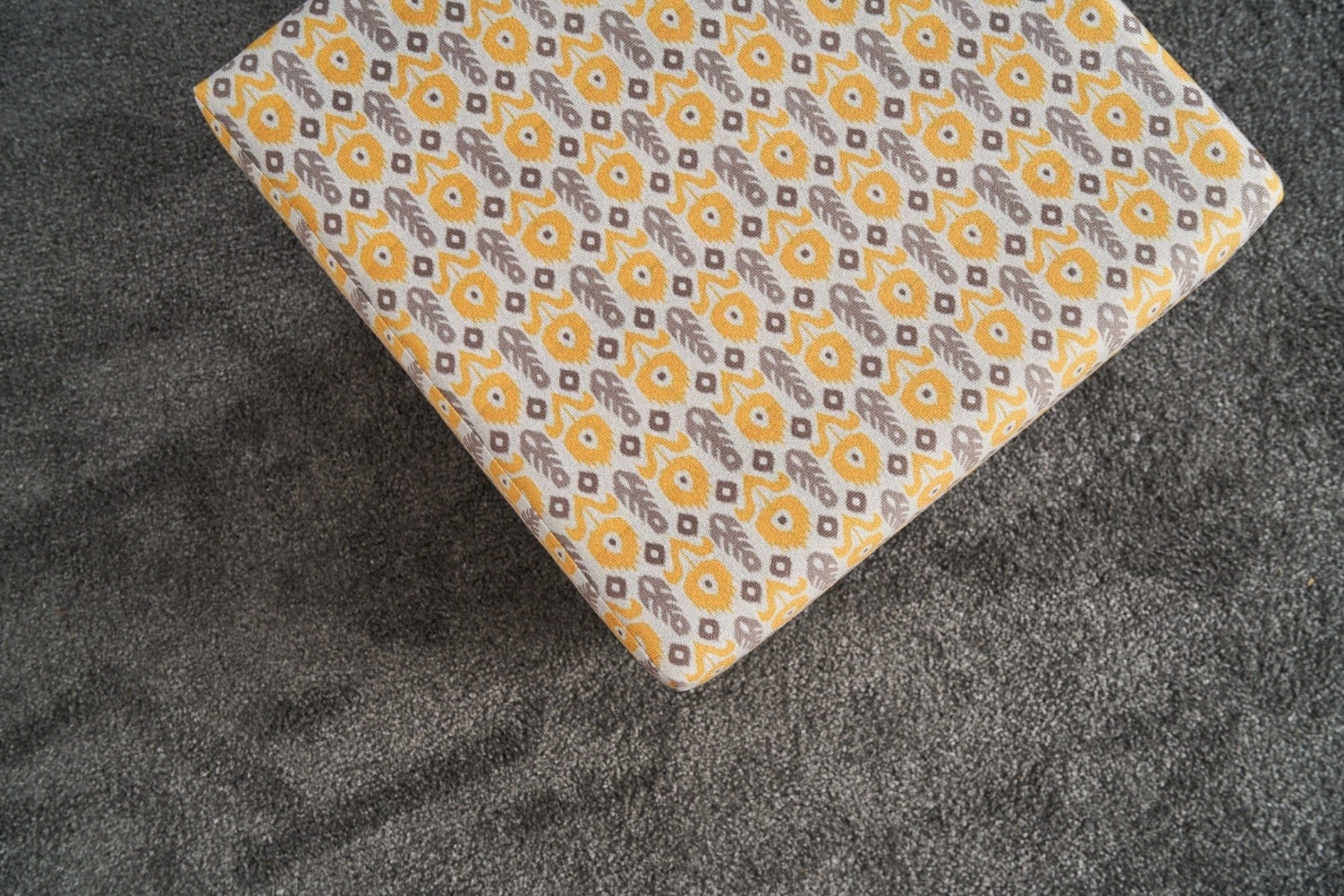 Pouf in tessuto Bianca Square Multicolore (3)