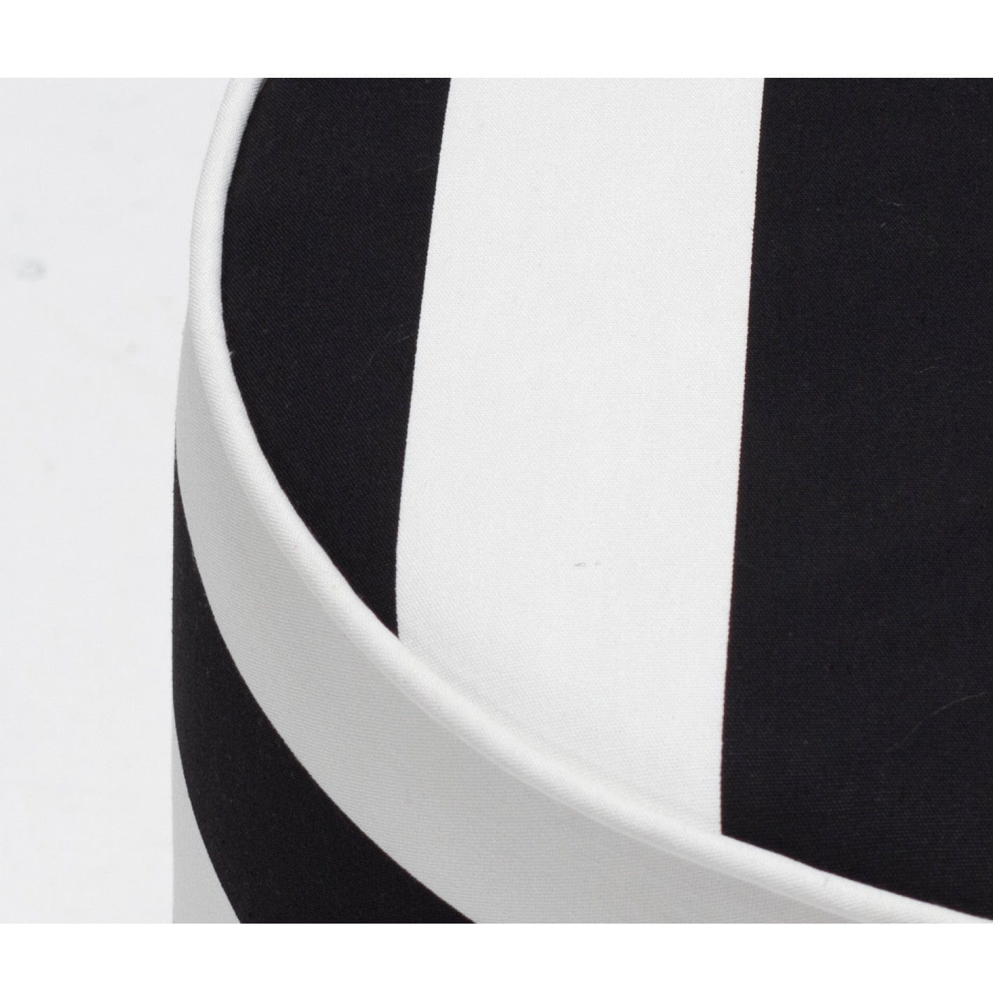Pouf in tessuto Fındık Bianco e Nero (2)