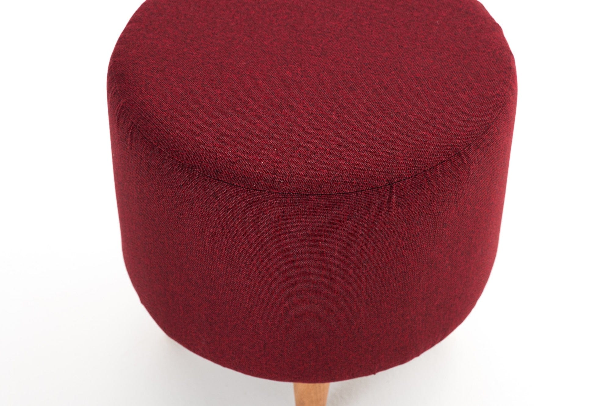 Pouf in tessuto Liza Bordeaux (6)