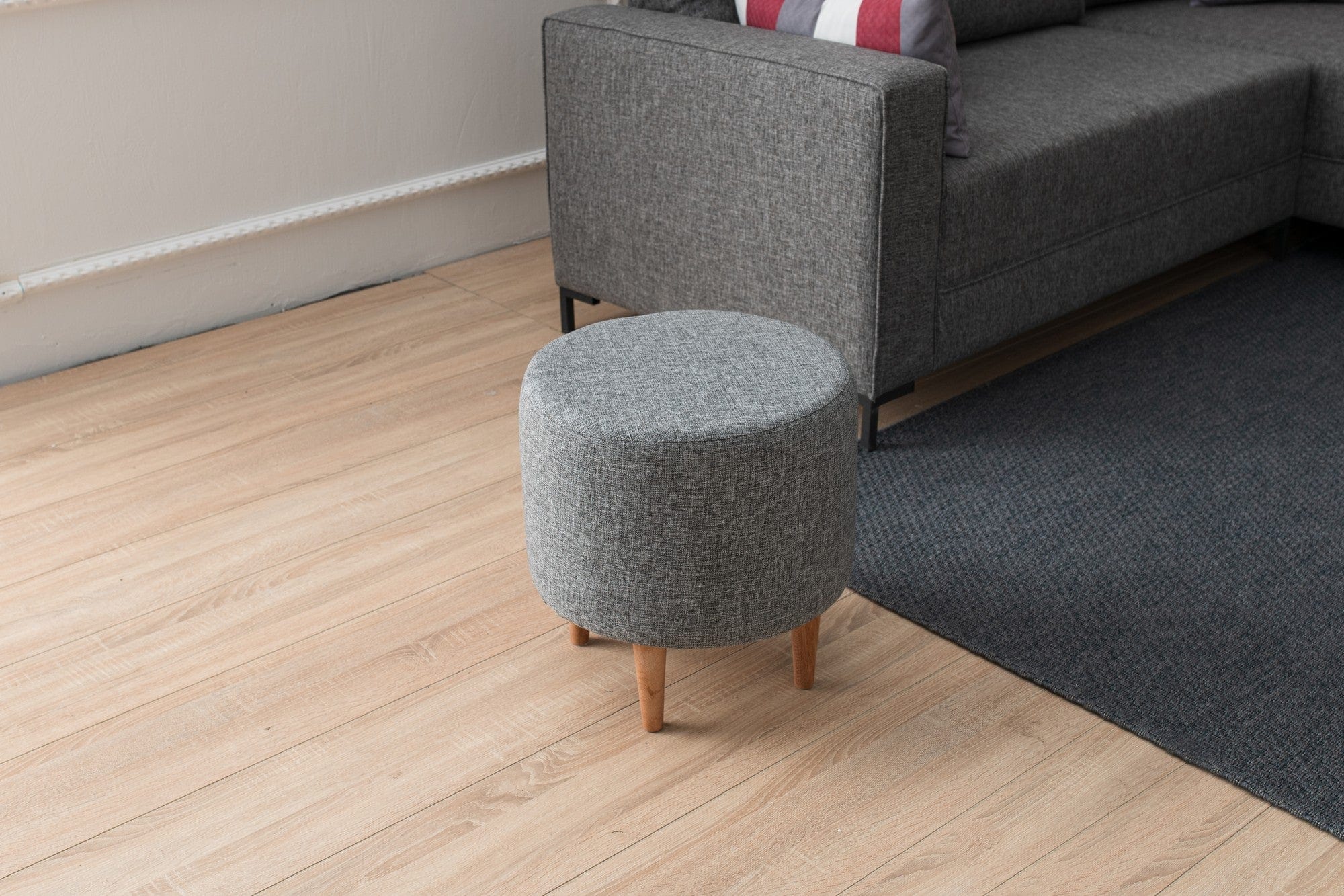Pouf in tessuto Liza Grigio (2)