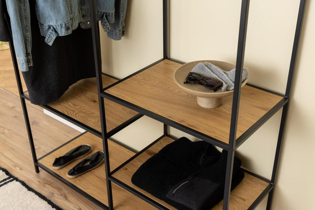 Actona Appendiabiti da terra in metallo e MDF Seaford Nero