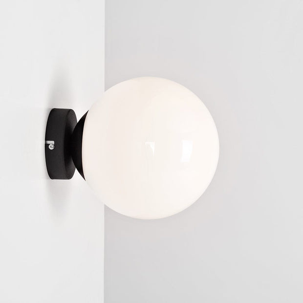 Customform Lampada da parete Manen M Nero