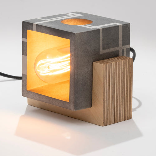 Oyo Lampada da tavalo Circuit Grigio