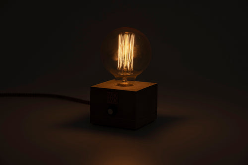 Oyo Lampada da tavalo Concrete Giallo
