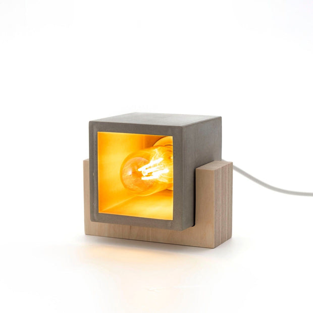 Oyo Lampada da tavalo Concrete Grigio