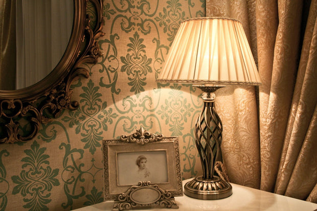Maytoni Lampada da tavalo Grace Ottone