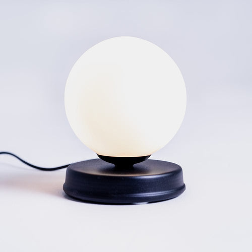 Customform Lampada da tavalo Manen S Nero