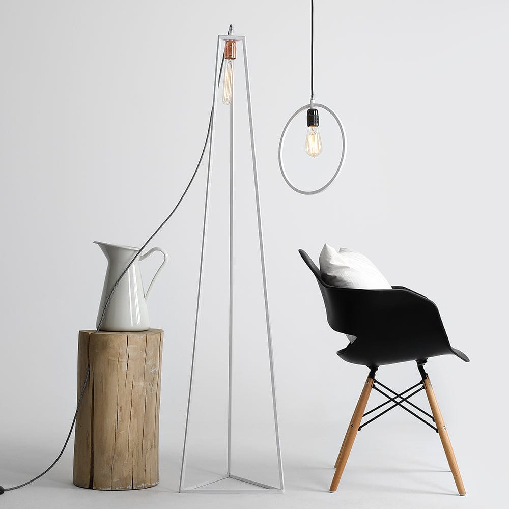 Customform Lampada da terra Trimetric Bianco