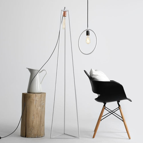 Customform Lampada da terra Trimetric Bianco