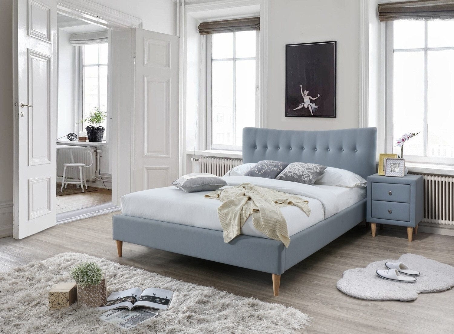 Letto matrimoniale in tessutto Ashley Blu