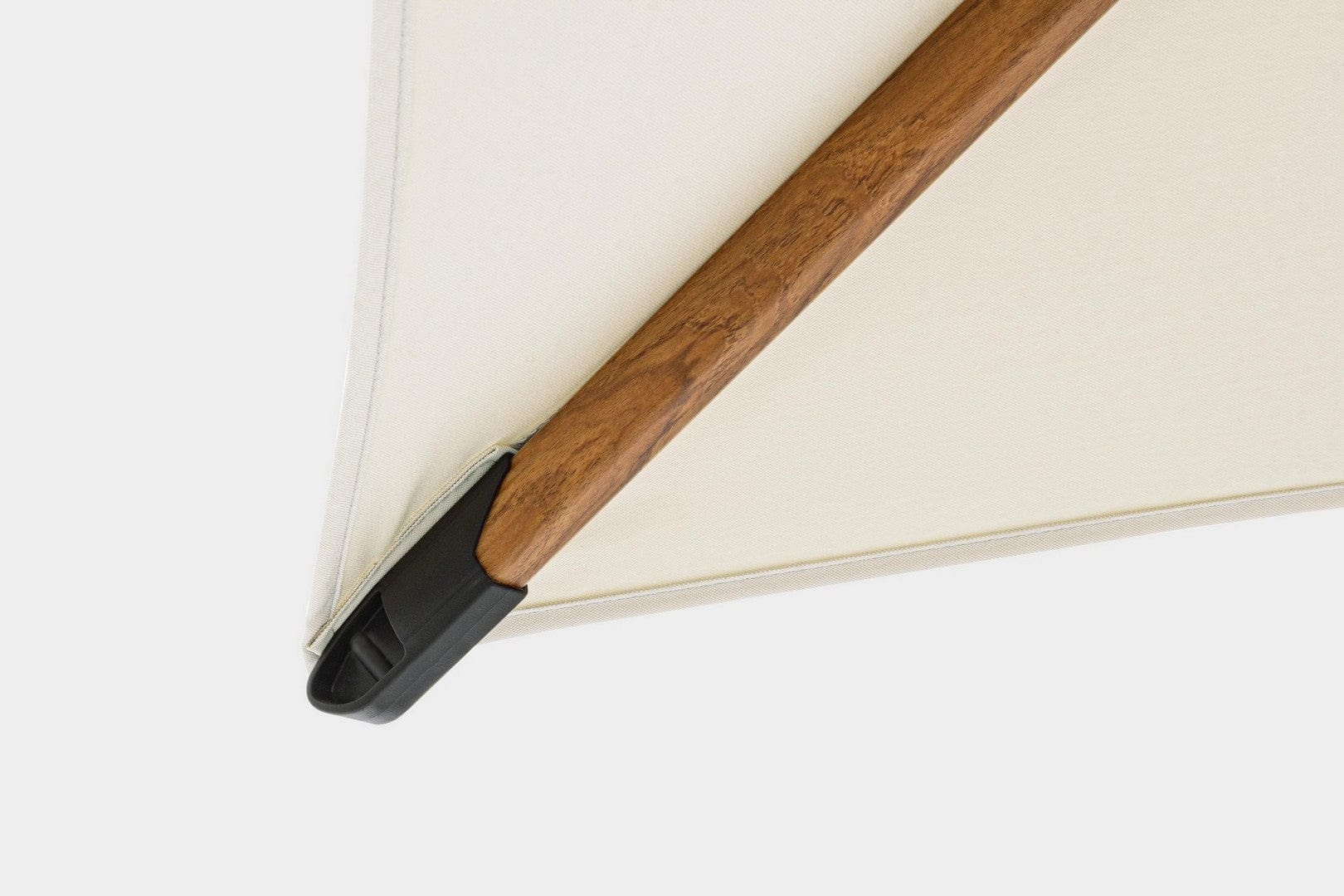 Bizzotto Ombrellone sospeso da giardino Orion C Beige