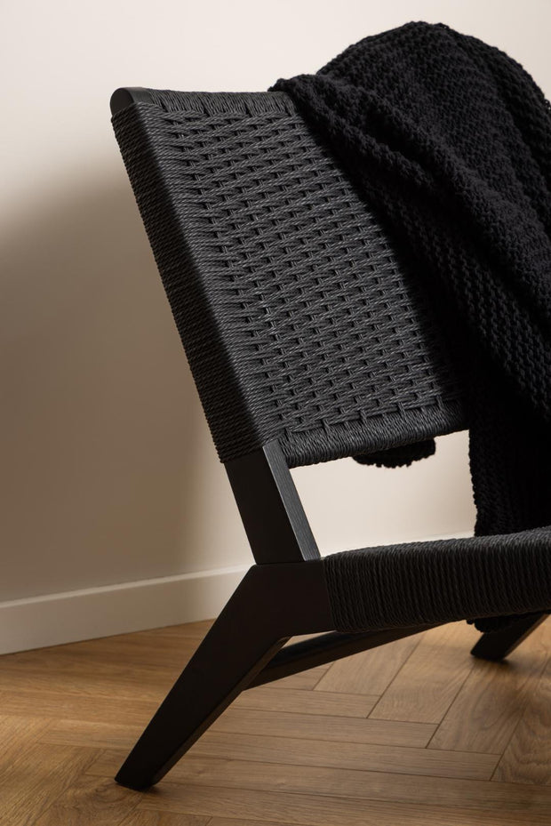 Actona Poltrona in legno Carson Nero