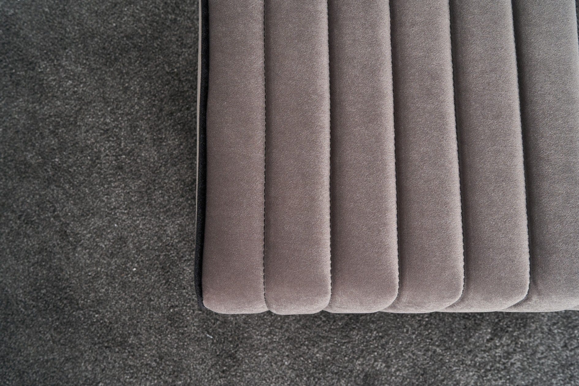 Pouf in tessuto Mona Grigio (3)