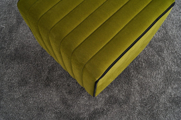 Pouf in tessuto Mona Verde (3)