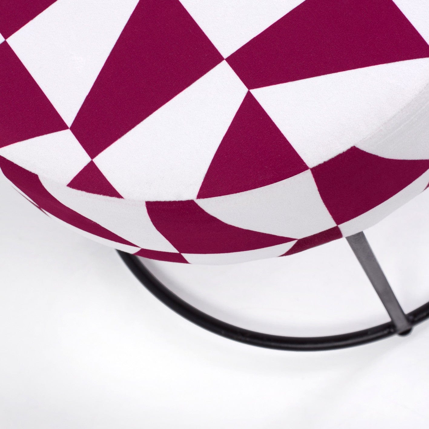 Pouf in tessuto Moon Bordeaux (1)