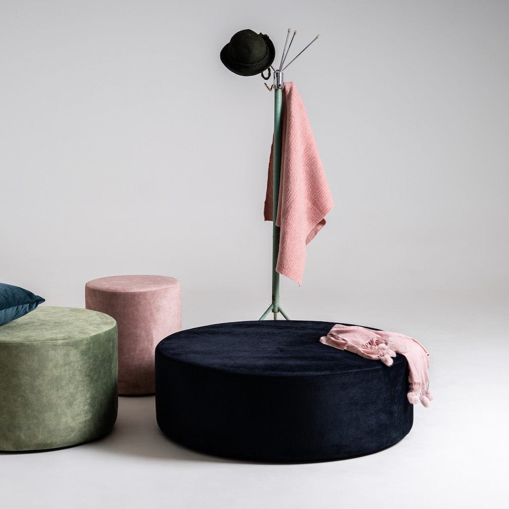 Pouf ottomano in tessuto Sari Violetto (1)