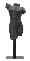 Scultura Museum Woman cm 19x17x50