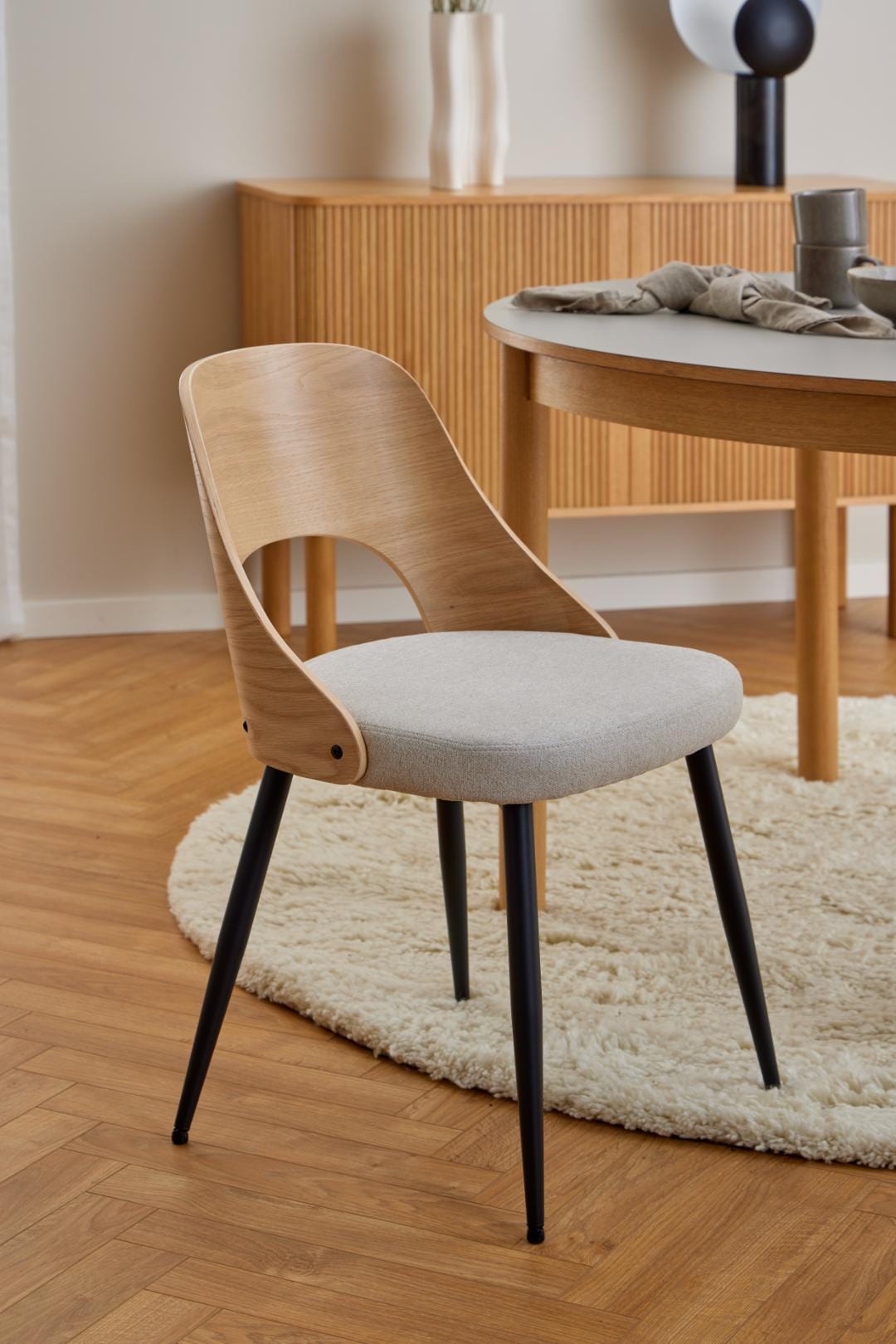 Actona Sedia da pranzo in tessuto Lucy Beige