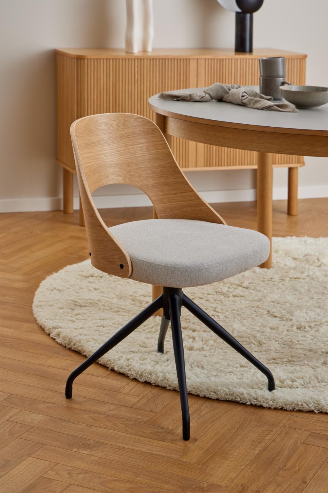 Actona Sedia da pranzo in tessuto Lucy Beige