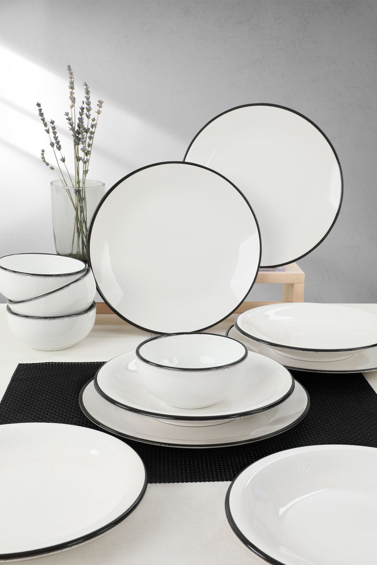 Servizio di piatti in ceramica Tyo Bianco, 12 pezzi