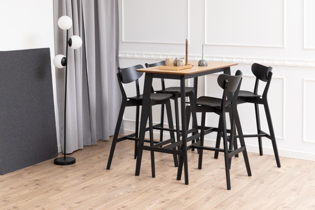 Actona Sgabello da bar in legno Roxby Nero