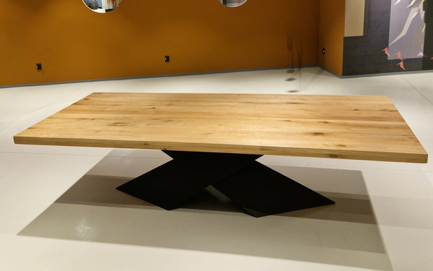 Mobex Tavolo in legno massello e gambe in metallo Harrod Nobil Regular Quercia