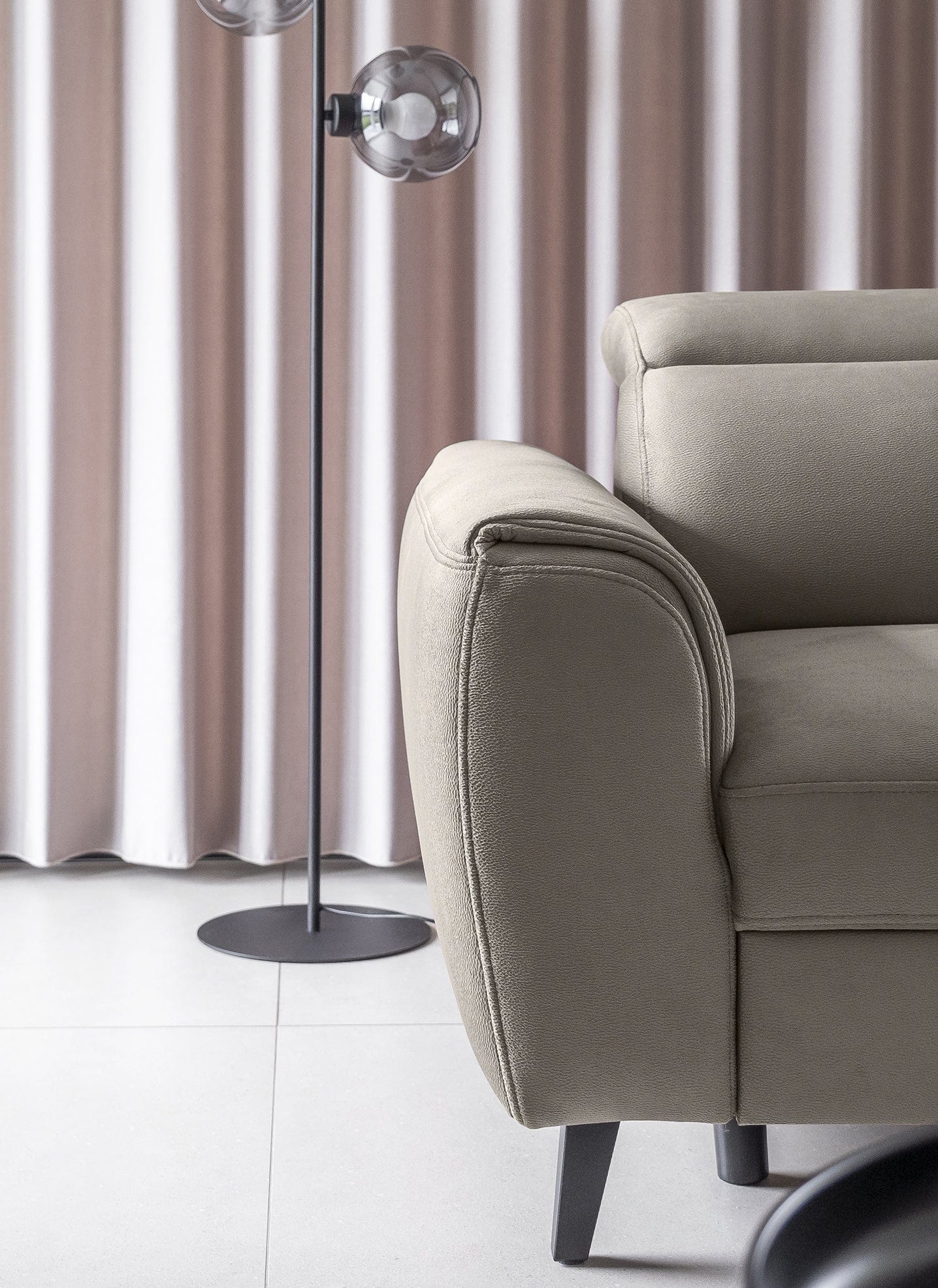 Eltap Divano Angolare Letto a destro 4 posti, in tessuto Noblisimo Plus Beige