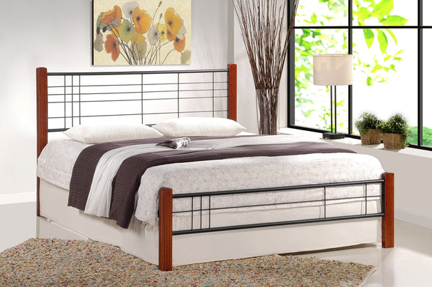 Letto matrimoniale in legno e ferro Vierannis Ciliegio