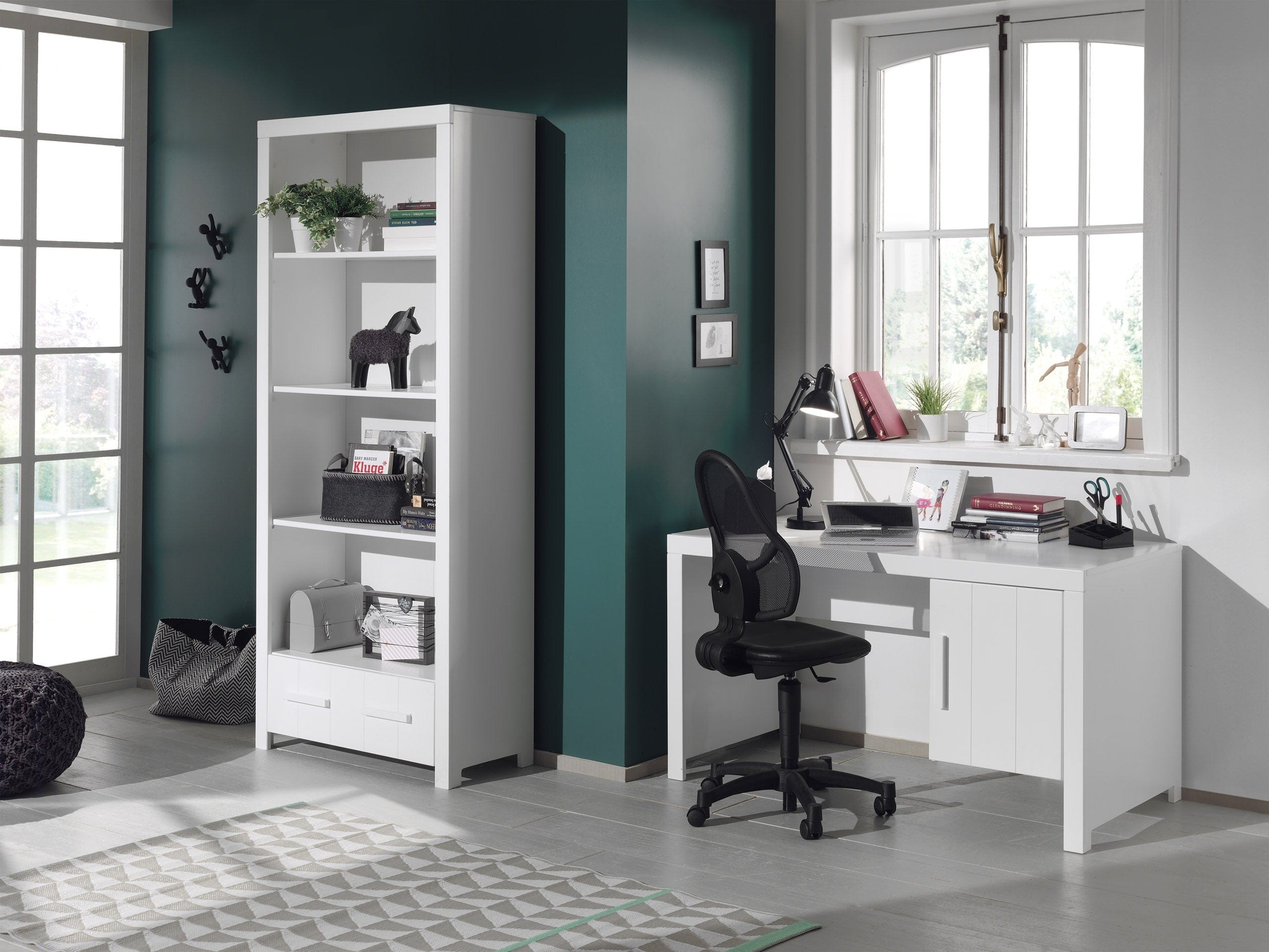 Libreria per bambini in pino e MDF con 1 cassetto Erik White, L87xL39xH205 cm (1)