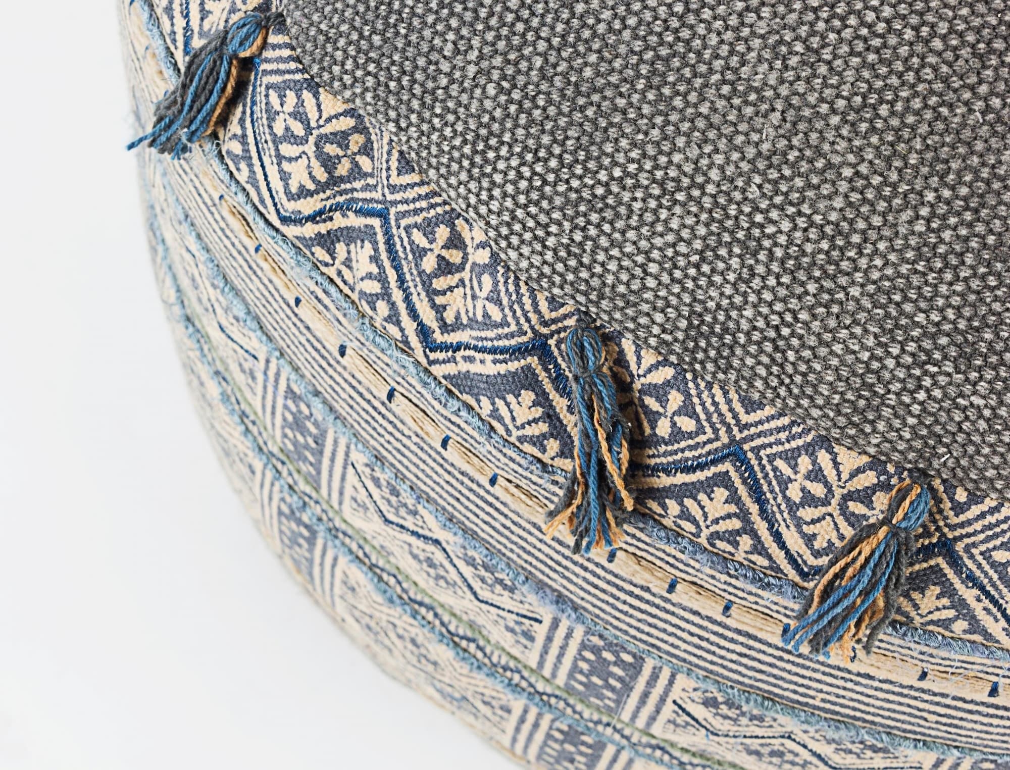 Bizzotto Pouf in tessuto Tilak Snorkel Grigio