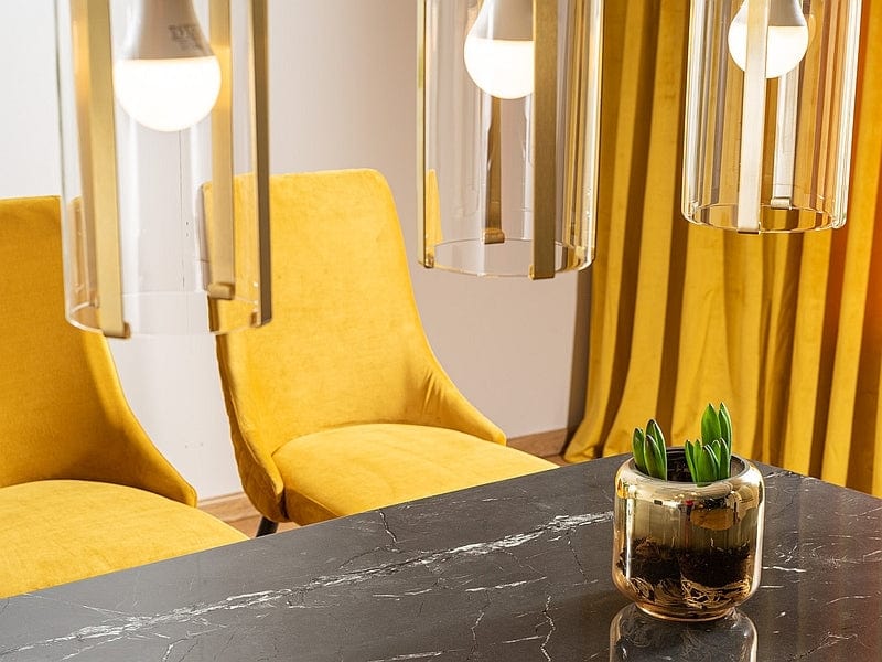 Sedia da pranzo in velluto Pirro Giallo (1)