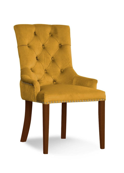 Sedia imbottita con tessuto e gambe in legno, August Velvet Mustard / Walnut, l55xL59xH88 cm