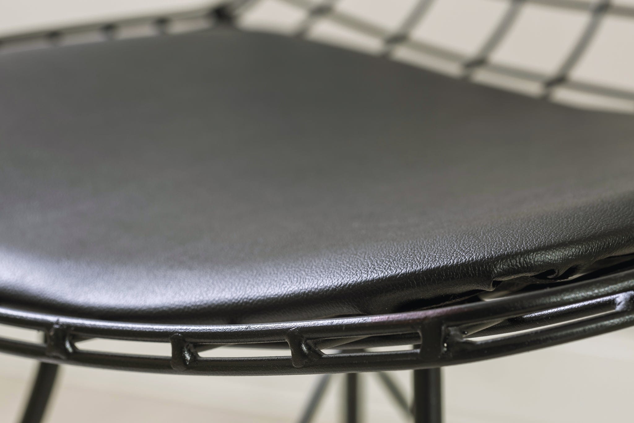 Sedia per bambini in metallo con seduta rivestita in ecopelle Dark Metal Black, L53xL45xH82 cm (3)