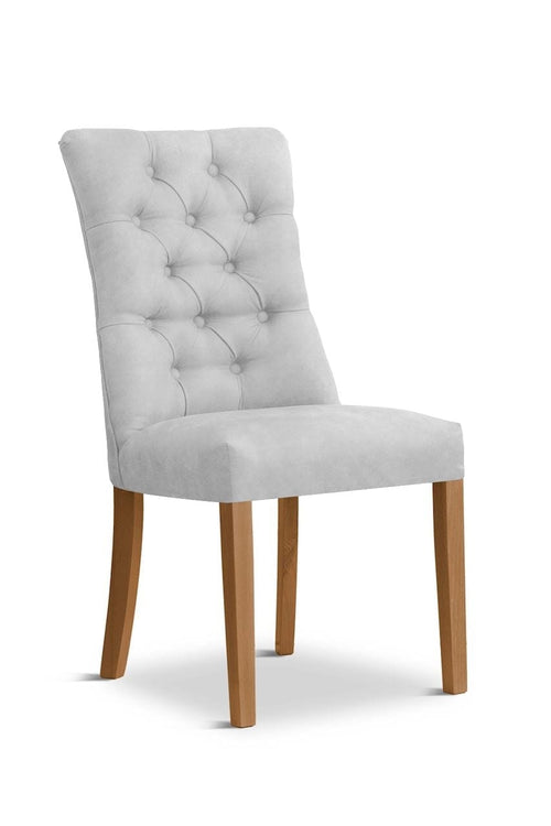Sedia rivestita in tessuto e gambe in legno, Lord Velvet Silver / Oak, l51xL62xH100 cm