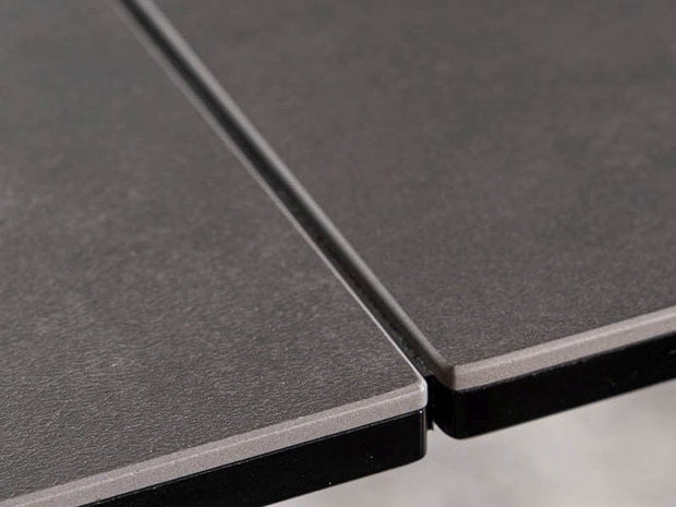 Signal Set masa extensibila din ceramica, sticla, MDF si metal, Brian Negru + 4 Scaune tapitate cu stofa si picioare metalice, Chase Velvet Bej / Negru, L120-160xl85xH76 cm