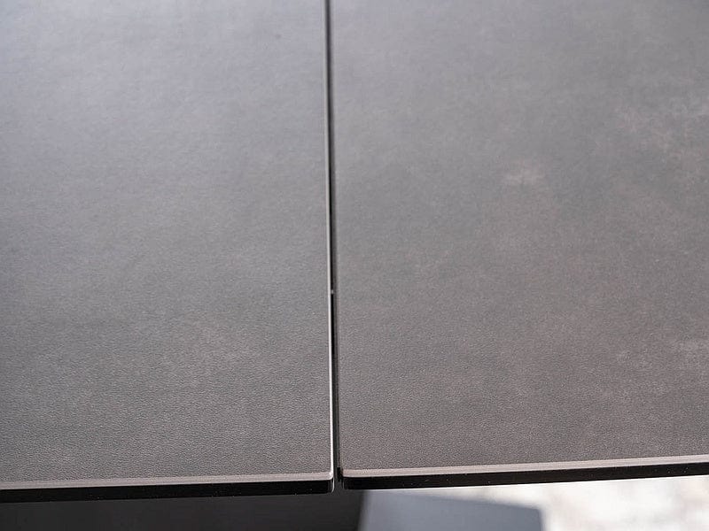 Signal Set masa extensibila din ceramica, sticla, MDF si metal, Brian Negru + 4 Scaune tapitate cu stofa si picioare metalice, Chase Velvet Bej / Negru, L120-160xl85xH76 cm