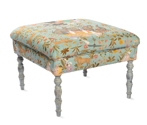 Sgabello imbottito in tessuto con gambe in legno Hindustan Multicolore / Vintage Grey, l50xl50xh35 cm