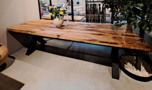 Mobex Tavolo in legno massello e gambe in metallo Artemis Rustic Irregular Quercia